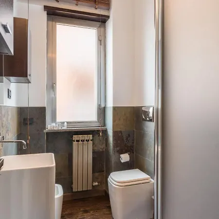 The Rent - Elegant Two-bedroom In Via Aurelia Apartment Rome